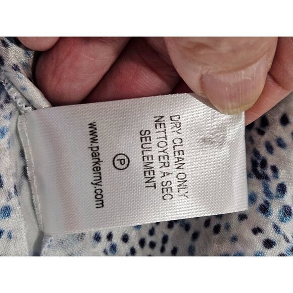 Parker Medium Silk 3/4 Sleeve Beverly Blouse Botanical Dots Floral Blue White - Picture 5 of 11